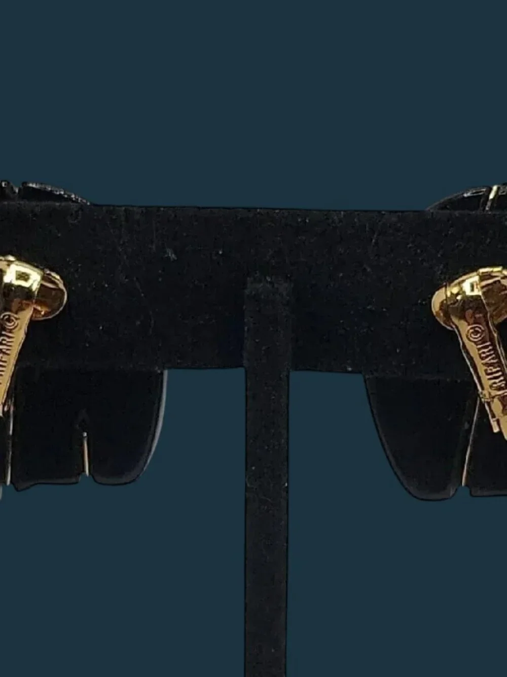 Vtg Crown Trifari Art Deco Style Shell Clip On Earrings Black Gold Tone Wire